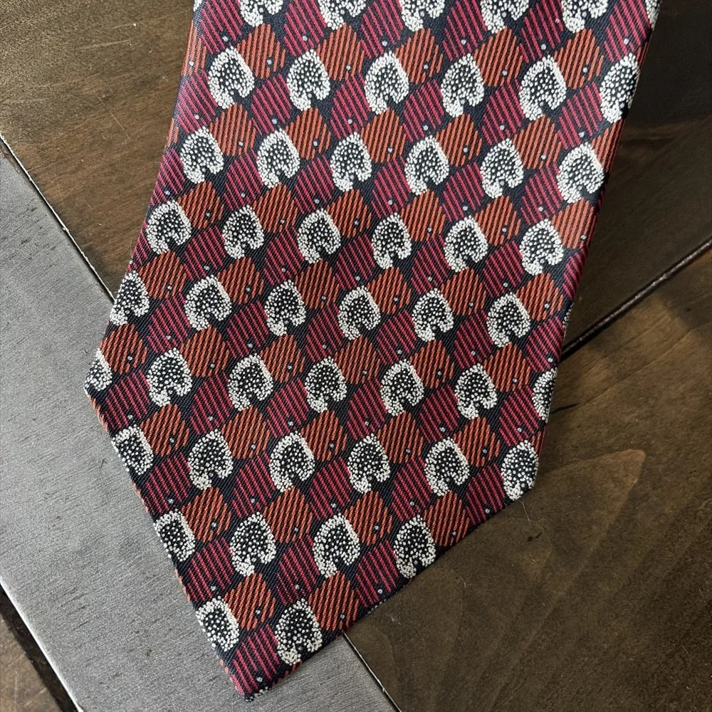 Christian Dior Vintage Necktie Mens OS Rust Burgundy Paisley Silk Designer Tie‎